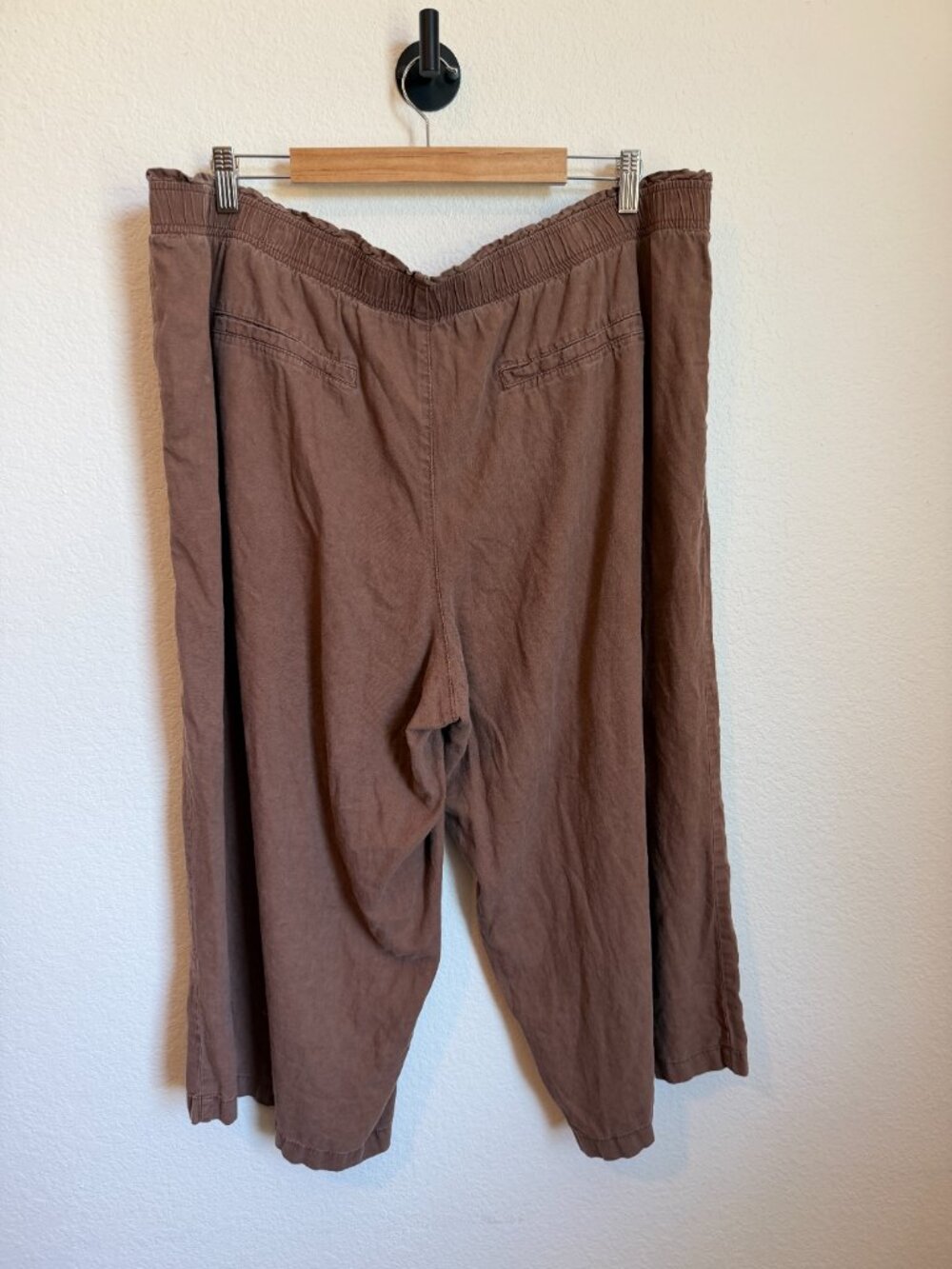 Old Navy High Rise Lettuce Waist Linen Blend Wide Leg Crop Pants 2X Brown - Picture 5 of 10